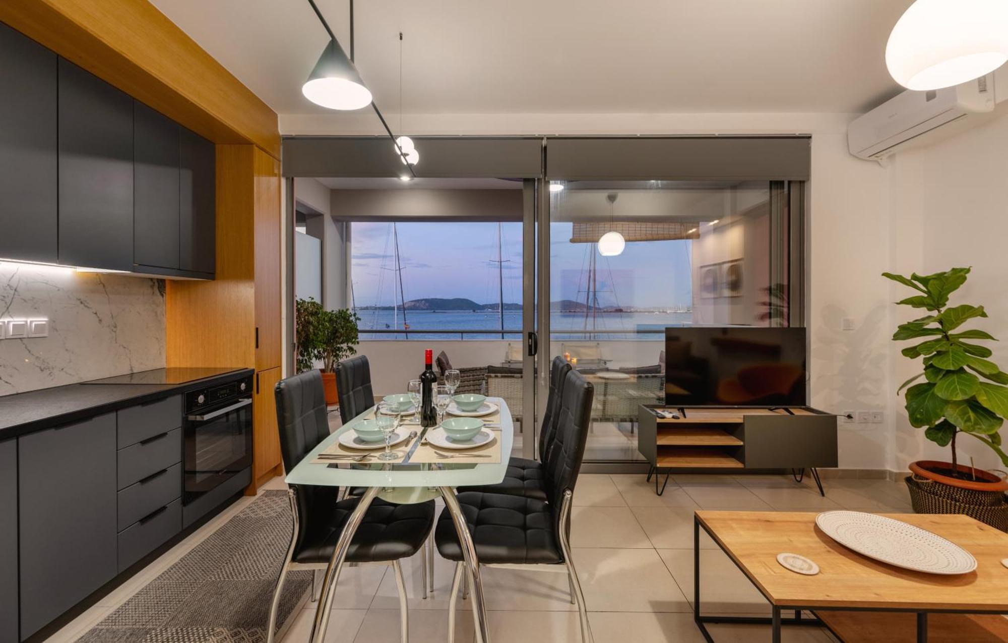 Ionis Seafront Suite プレベザ エクステリア 写真