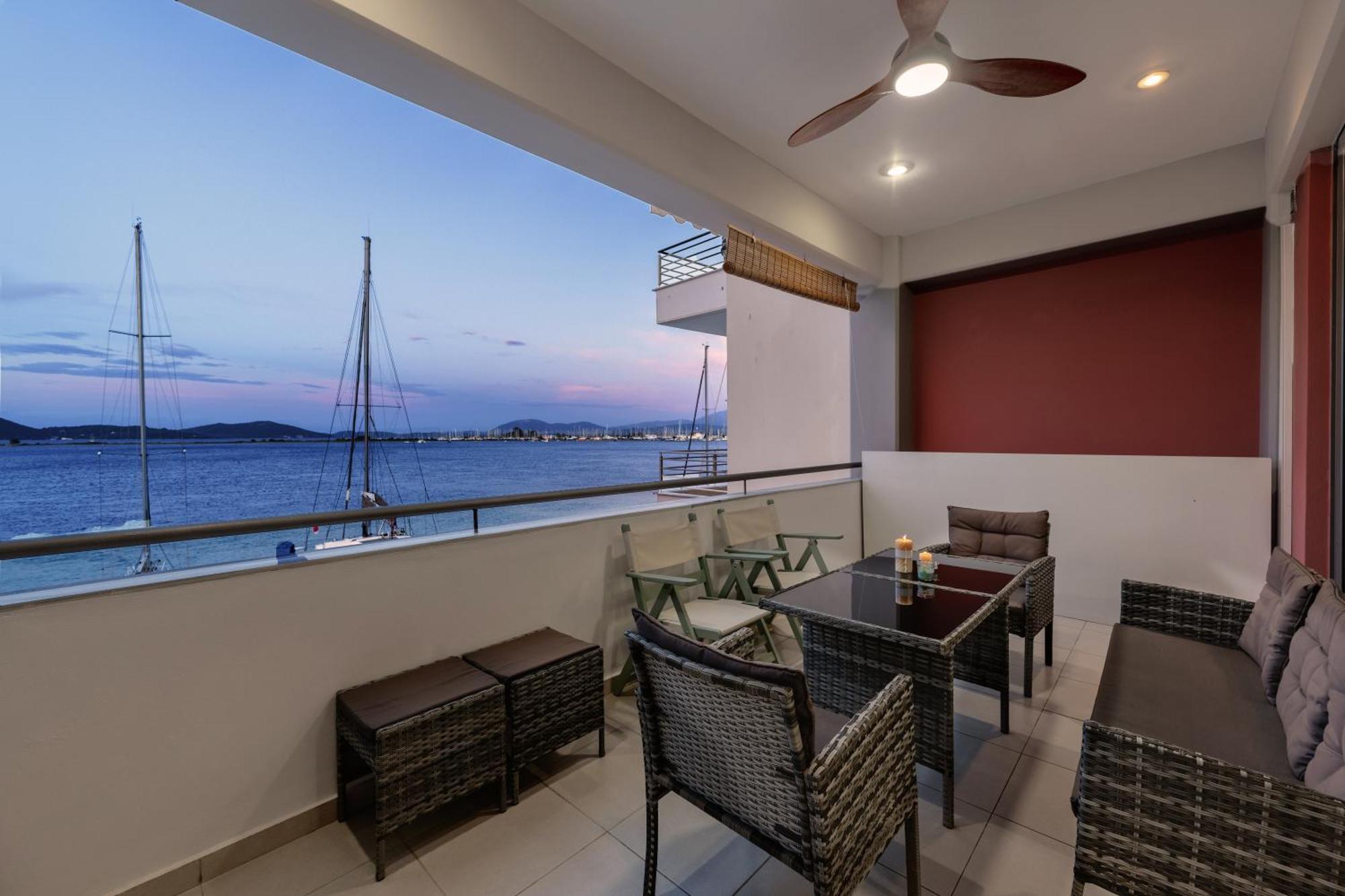Ionis Seafront Suite プレベザ エクステリア 写真